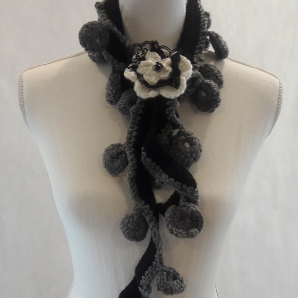 🌹Lariat, Long, Necklace, Flower,Hand Crafted - Picture 1 of 5